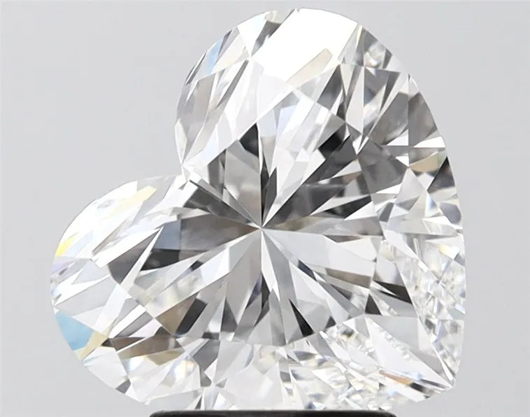 3.43ct Heart Lab Grown Diamond (Colour E, Clarity VVS2, IGI Certified)
