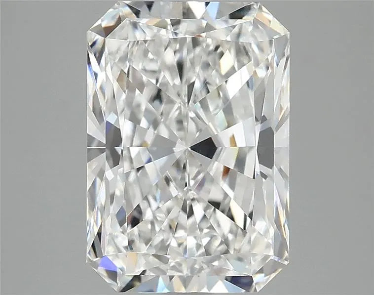 3.44ct Radiant Lab Grown Diamond (Colour E, Clarity VS1, IGI Certified)