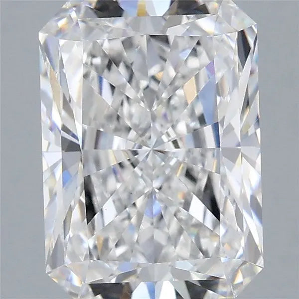 3.44ct Radiant Lab Grown Diamond (Colour E, Clarity VS1, IGI Certified)