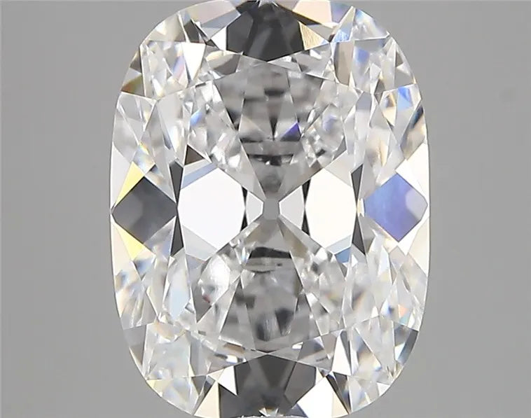 3.46ct Cushion modified Lab Grown Diamond (Colour D, Clarity VVS1, IGI Certified)
