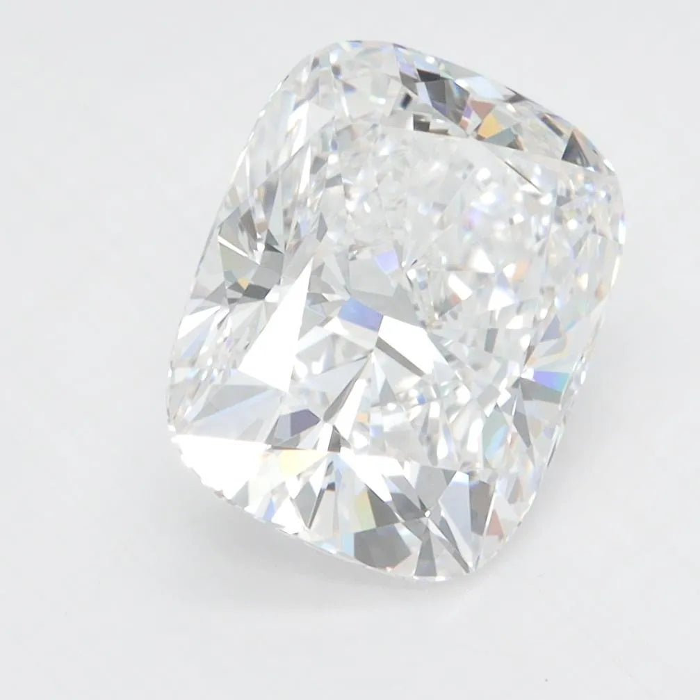 3.48ct Cushion modified Lab Grown Diamond (Colour E, Clarity VVS1, IGI Certified)