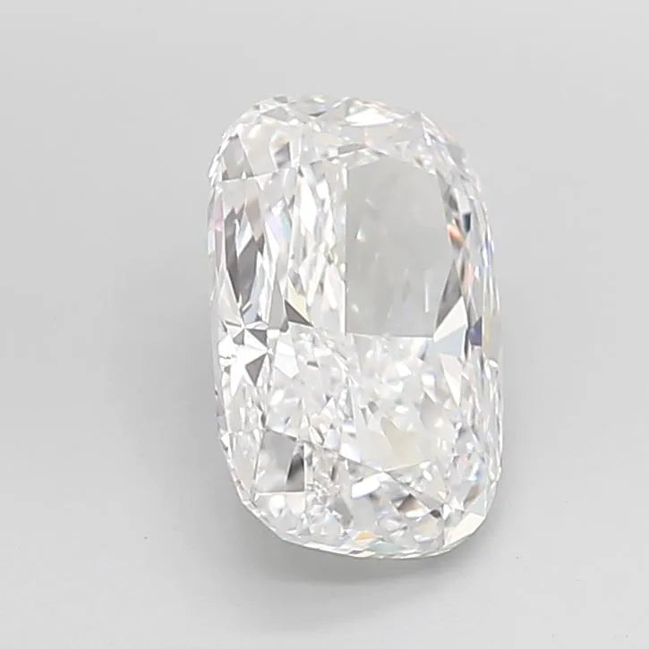 3.51ct Cushion modified Lab Grown Diamond (Colour D, Clarity VVS1, IGI Certified)