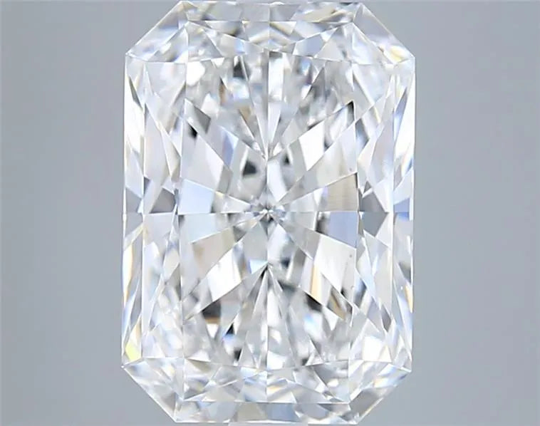 3.51ct Radiant Lab Grown Diamond (Colour D, Clarity VS1, IGI Certified)