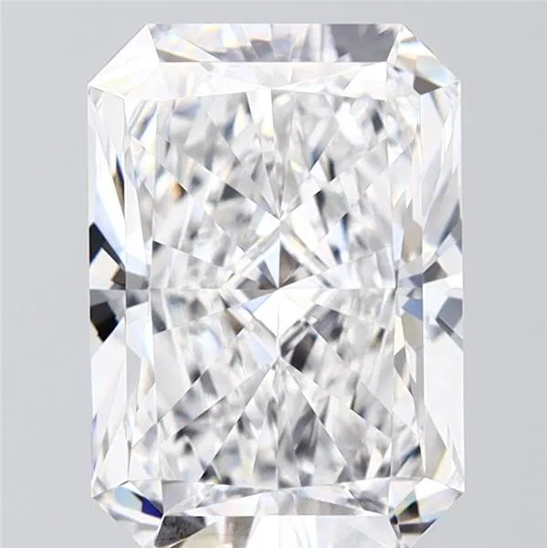 3.51ct Radiant Lab Grown Diamond (Colour D, Clarity VVS2, IGI Certified)