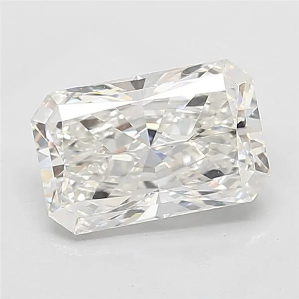 3.51ct Radiant Lab Grown Diamond (Colour G, Clarity VVS2, IGI Certified)