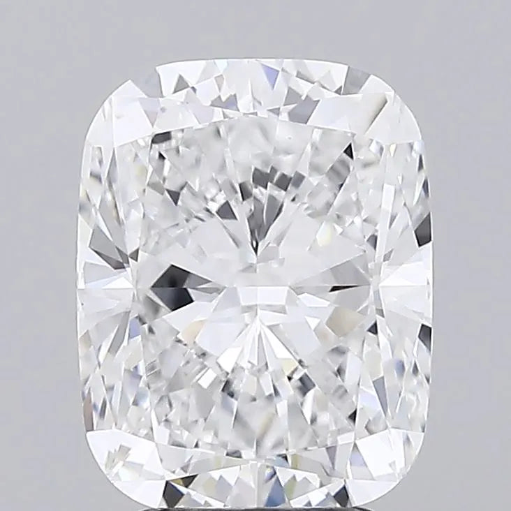 3.52ct Cushion modified Lab Grown Diamond (Colour D, Clarity VVS1, IGI Certified)
