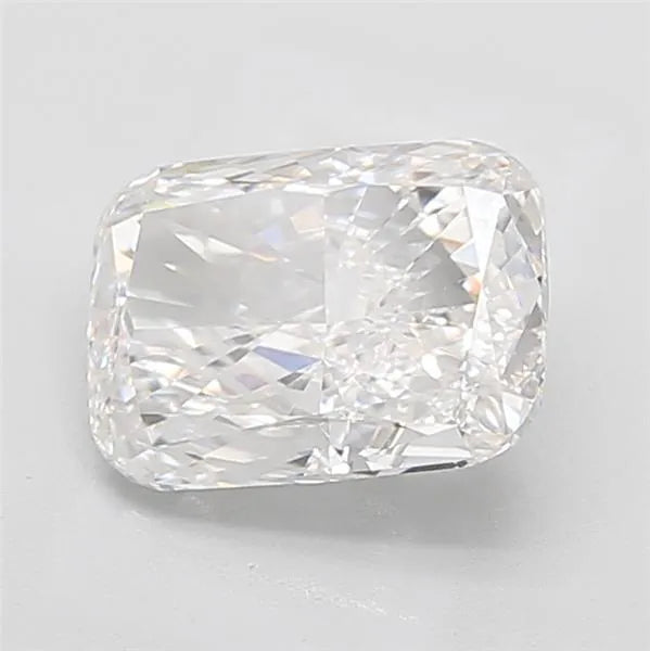 3.52ct Cushion modified Lab Grown Diamond (Colour E, Clarity VVS1, IGI Certified)