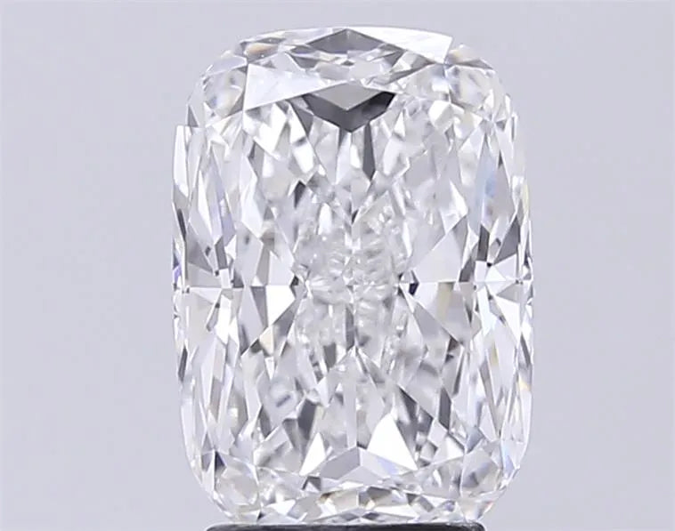 3.52ct Cushion modified Lab Grown Diamond (Colour E, Clarity VVS2, IGI Certified)