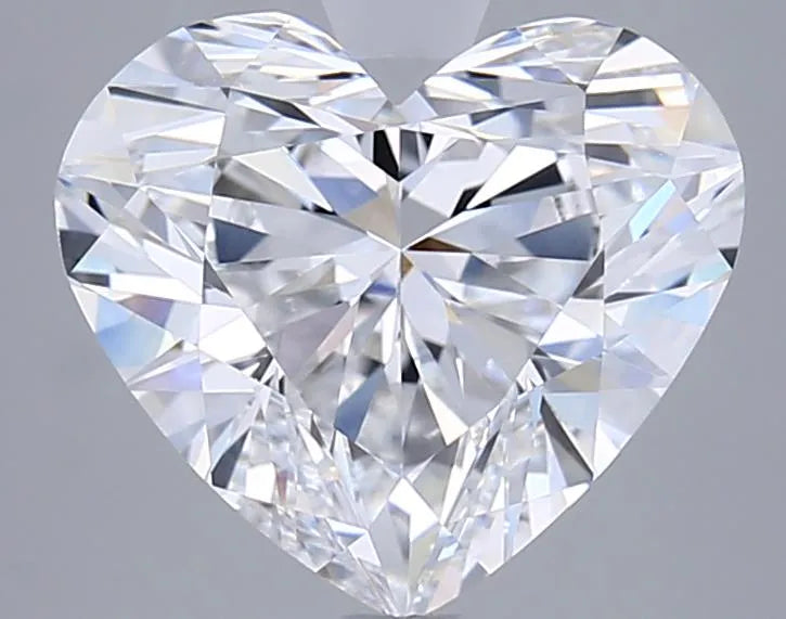3.52ct Heart Lab Grown Diamond (Colour D, Clarity VVS2, IGI Certified)