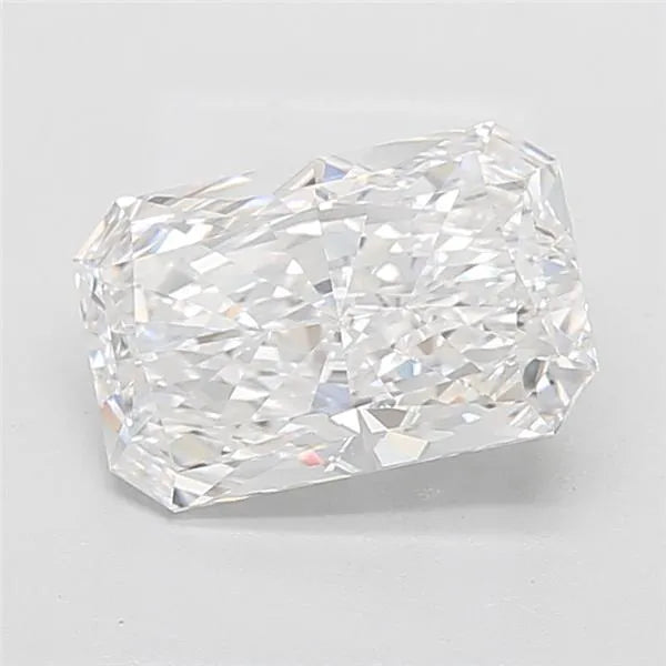 3.52ct Radiant Lab Grown Diamond (Colour D, Clarity VVS1, IGI Certified)