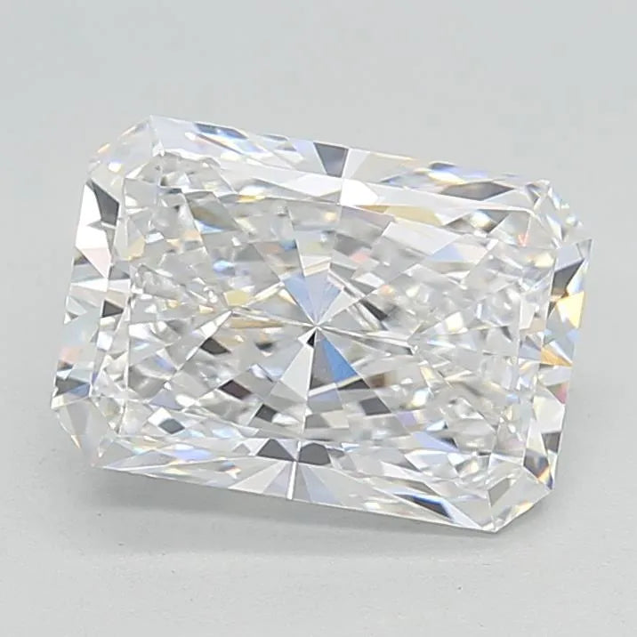 3.52ct Radiant Lab Grown Diamond (Colour E, Clarity VVS2, GIA Certified)