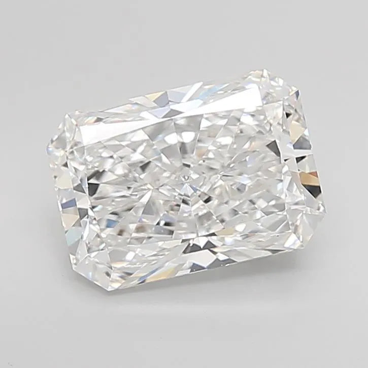 3.52ct Radiant Lab Grown Diamond (Colour E, Clarity VVS2, IGI Certified)