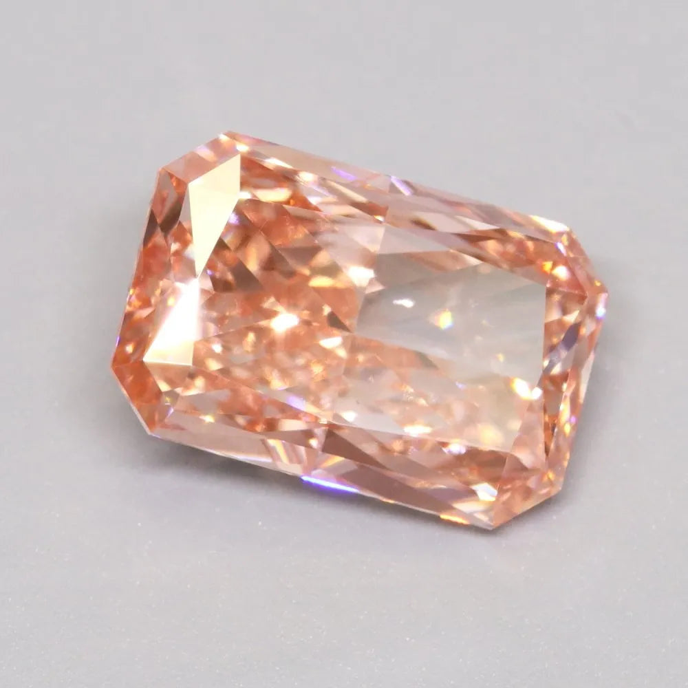 3.52ct Radiant Lab Grown Diamond (Colour Fancy Vivid Pink, Clarity VS1, IGI Certified)