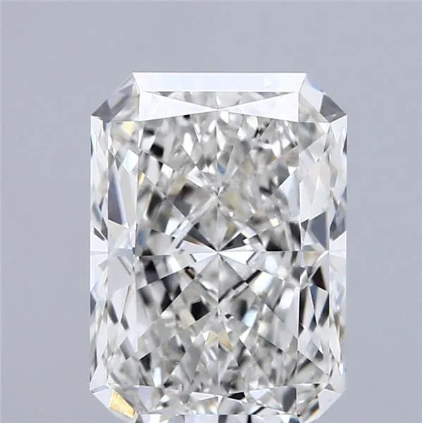 3.52ct Radiant Lab Grown Diamond (Colour G, Clarity VVS2, IGI Certified)