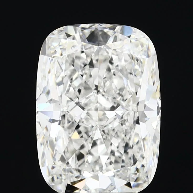 3.53ct Cushion modified Lab Grown Diamond (Colour E, Clarity VVS2, IGI Certified)