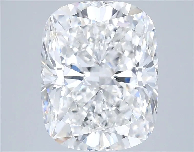 3.53ct Cushion modified Lab Grown Diamond (Colour E, Clarity VVS2, IGI Certified)