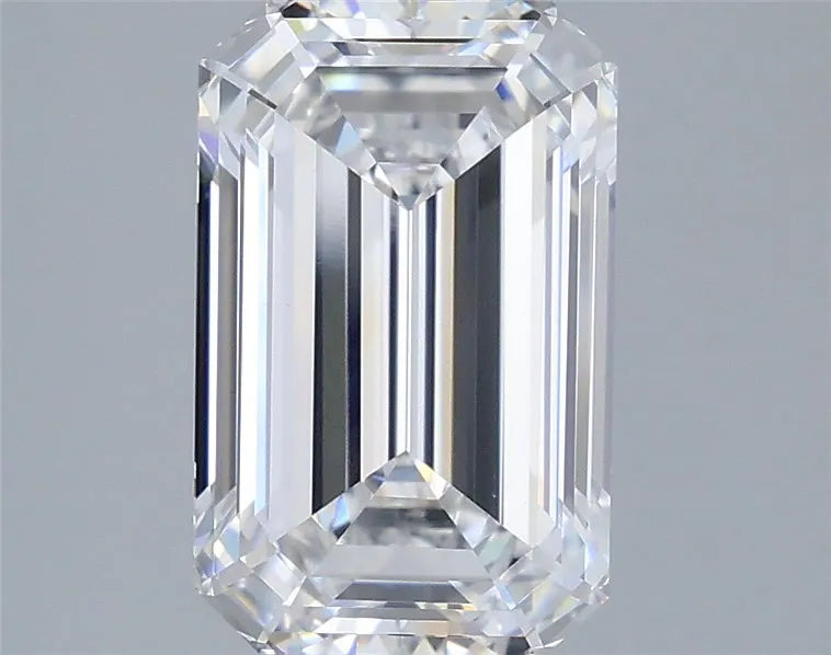 3.53ct Emerald Lab Grown Diamond (Colour E, Clarity VVS2, IGI Certified)