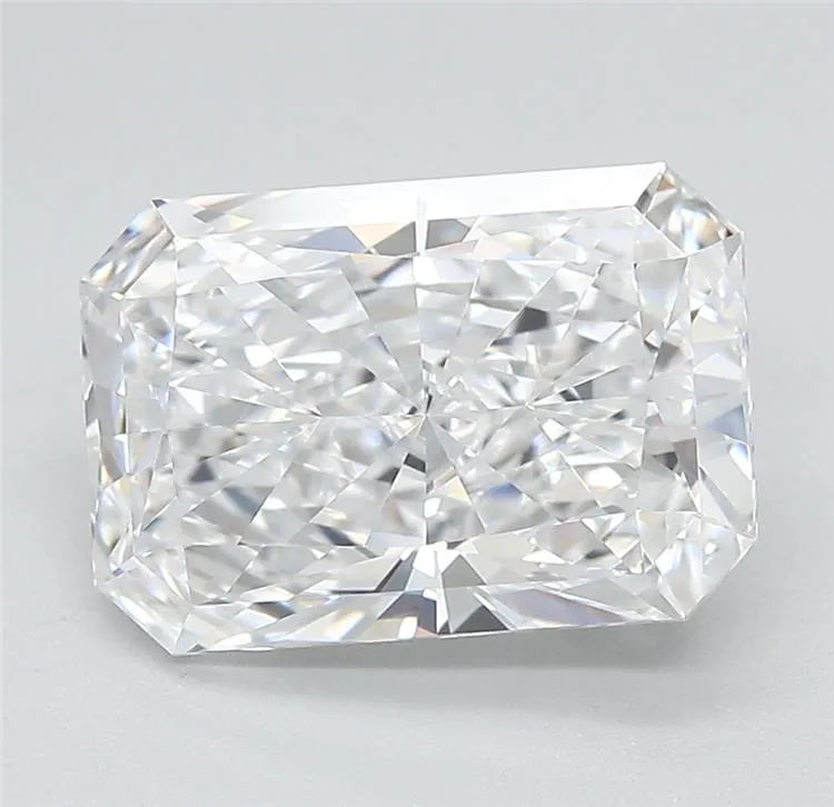 3.53ct Radiant Lab Grown Diamond (Colour D, Clarity IF, Cut EX, IGI Certified)