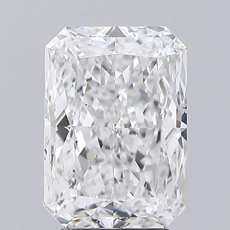 3.53ct Radiant Lab Grown Diamond (Colour E, Clarity SI1, IGI Certified)