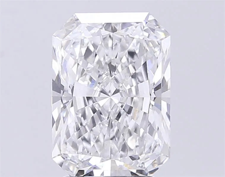 3.53ct Radiant Lab Grown Diamond (Colour E, Clarity VS1, GIA Certified)