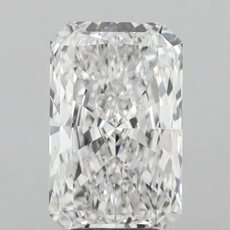 3.53ct Radiant Lab Grown Diamond (Colour E, Clarity VS2, IGI Certified)