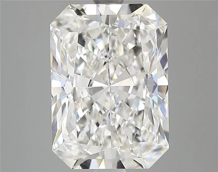 3.53ct Radiant Lab Grown Diamond (Colour E, Clarity VVS2, Cut EX, IGI Certified)