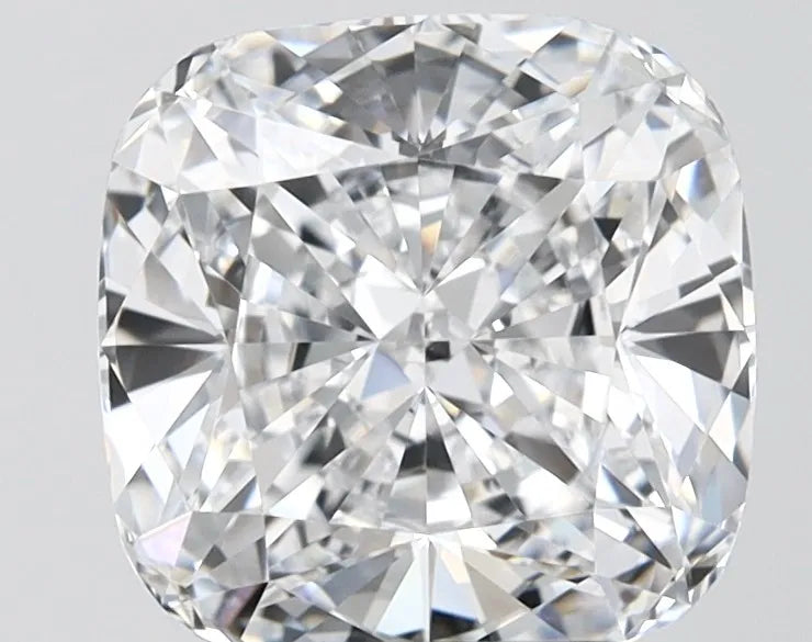 3.54ct Cushion modified Lab Grown Diamond (Colour E, Clarity VVS2, IGI Certified)