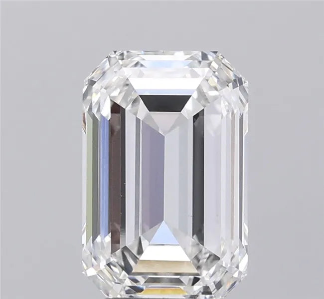 3.54ct Emerald Lab Grown Diamond (Colour G, Clarity VVS2, IGI Certified)
