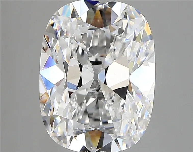 3.55ct Cushion modified Lab Grown Diamond (Colour D, Clarity VVS2, IGI Certified)