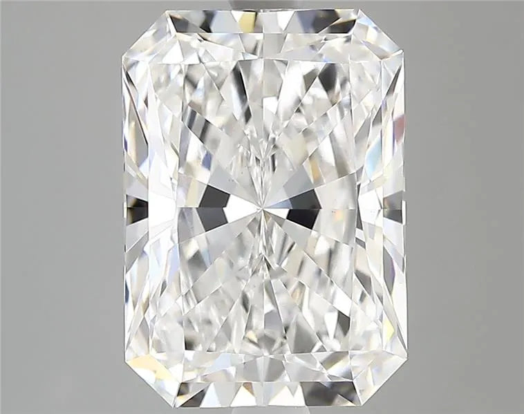 3.55ct Radiant Lab Grown Diamond (Colour E, Clarity VVS2, Cut EX, IGI Certified)