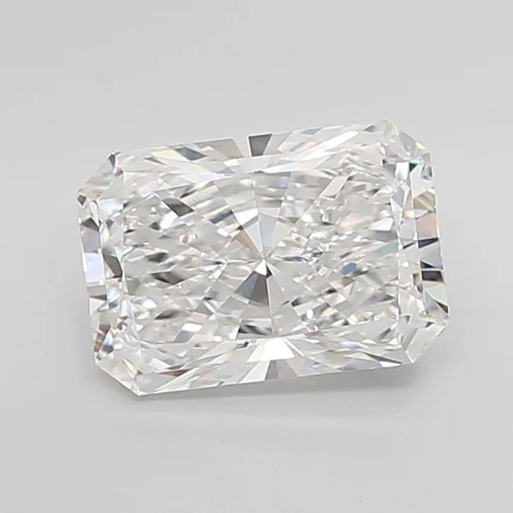3.55ct Radiant Lab Grown Diamond (Colour E, Clarity VVS2, IGI Certified)