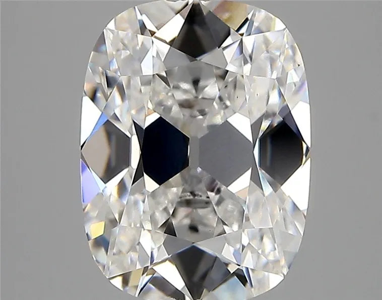 3.56ct Cushion modified Lab Grown Diamond (Colour E, Clarity VS1, IGI Certified)