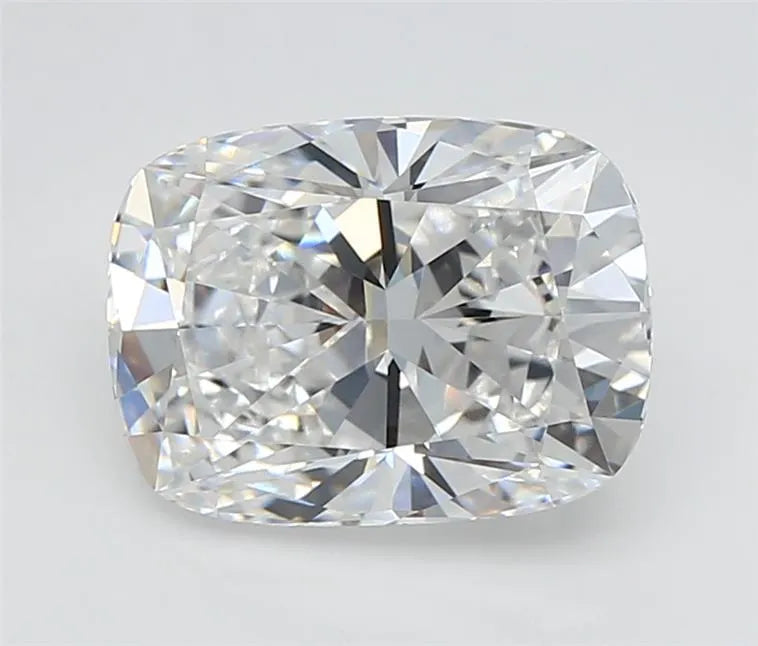3.56ct Cushion modified Lab Grown Diamond (Colour E, Clarity VVS1, GIA Certified)