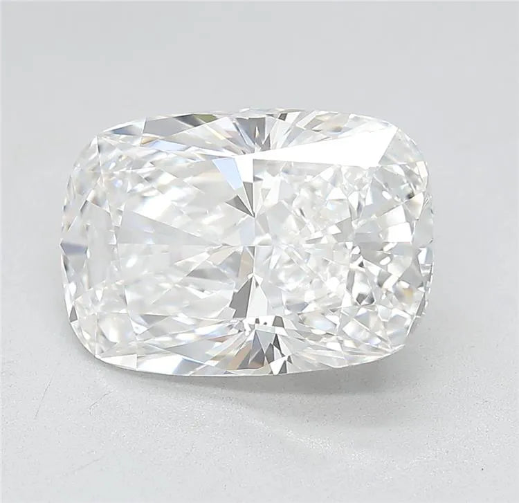 3.56ct Cushion modified Lab Grown Diamond (Colour E, Clarity VVS2, Cut EX, IGI Certified)