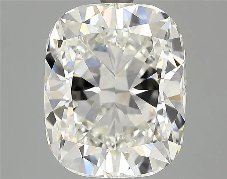 3.56ct Cushion modified Lab Grown Diamond (Colour G, Clarity VVS2, IGI Certified)