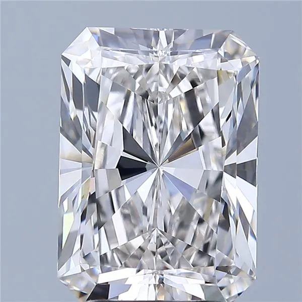 3.56ct Radiant Lab Grown Diamond (Colour G, Clarity VVS2, IGI Certified)