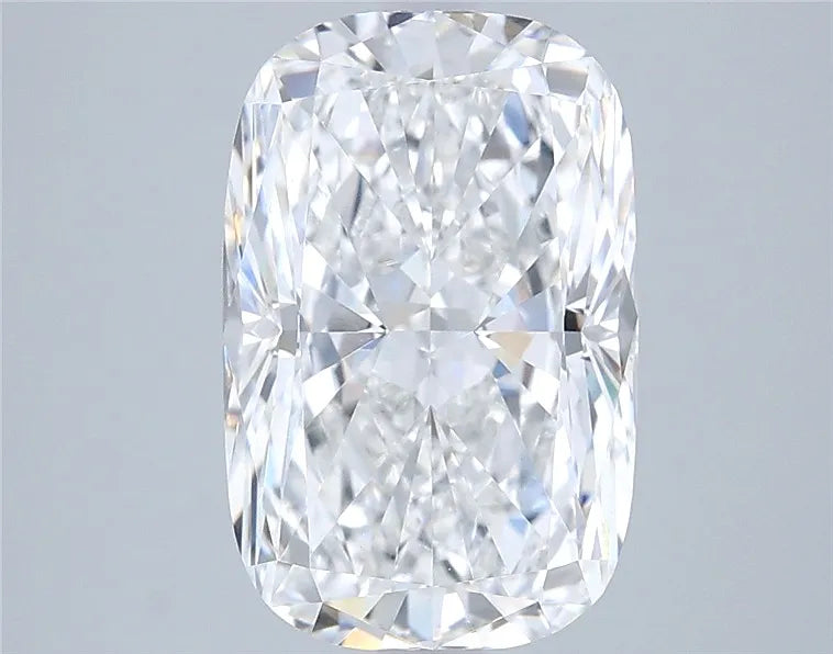 3.57ct Cushion modified Lab Grown Diamond (Colour E, Clarity VVS2, IGI Certified)