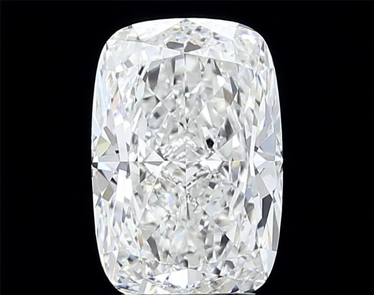 3.57ct Cushion modified Lab Grown Diamond (Colour E, Clarity VVS2, IGI Certified)