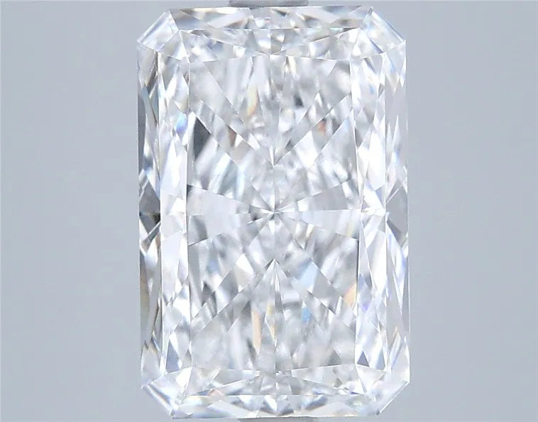 3.57ct Radiant Lab Grown Diamond (Colour D, Clarity VS1, GIA Certified)