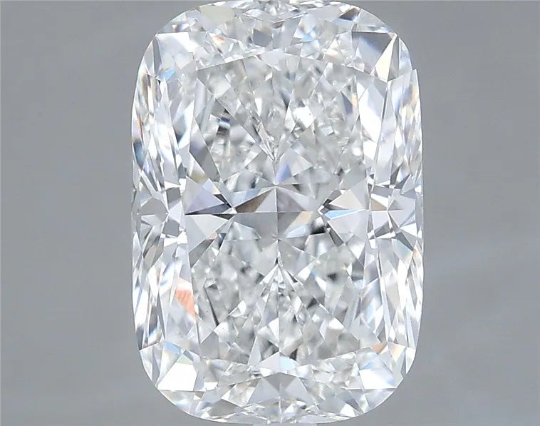 3.58ct Cushion modified Lab Grown Diamond (Colour E, Clarity VVS2, IGI Certified)