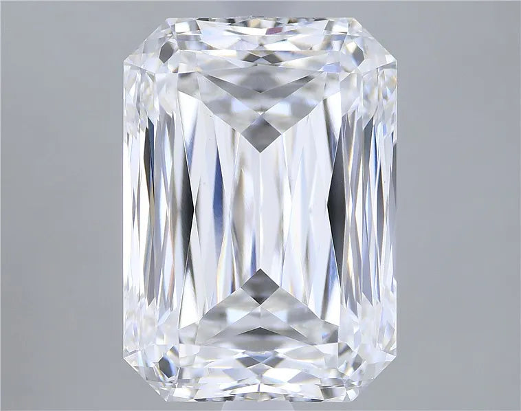 3.58ct Radiant Lab Grown Diamond (Colour E, Clarity VVS2, IGI Certified)
