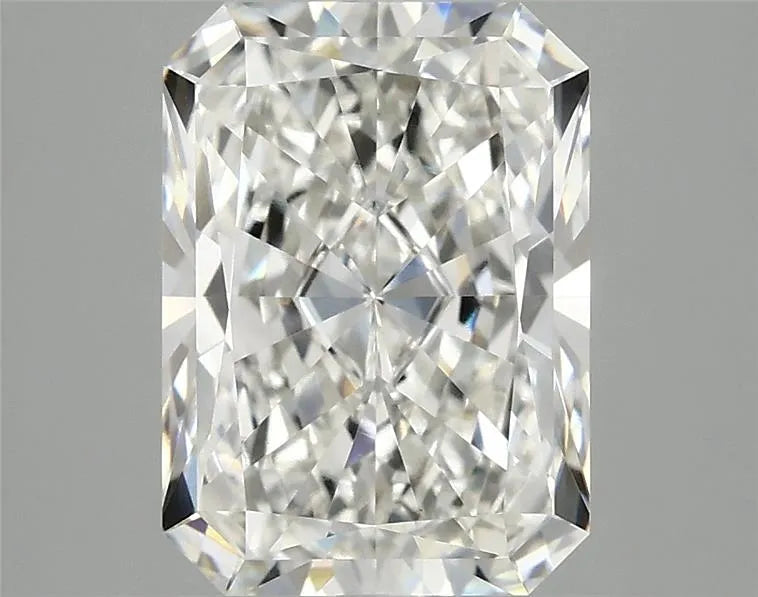 3.58ct Radiant Lab Grown Diamond (Colour G, Clarity VVS2, IGI Certified)