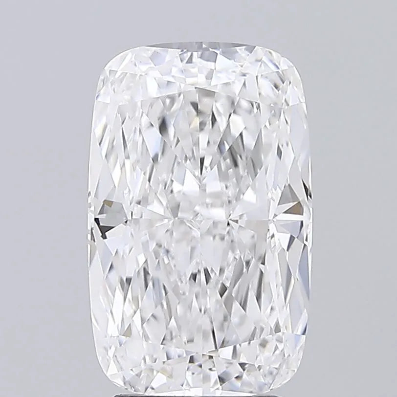 3.59ct Cushion modified Lab Grown Diamond (Colour D, Clarity VVS2, IGI Certified)