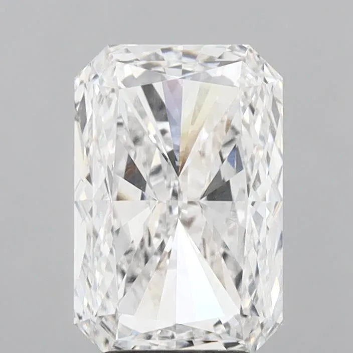 3.60ct Radiant Lab Grown Diamond (Colour D, Clarity VVS2, IGI Certified)