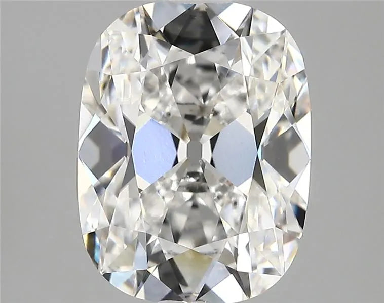 3.61ct Cushion modified Lab Grown Diamond (Colour E, Clarity VVS2, IGI Certified)