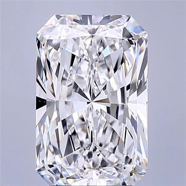 3.65ct Radiant Lab Grown Diamond (Colour D, Clarity VVS1, IGI Certified)