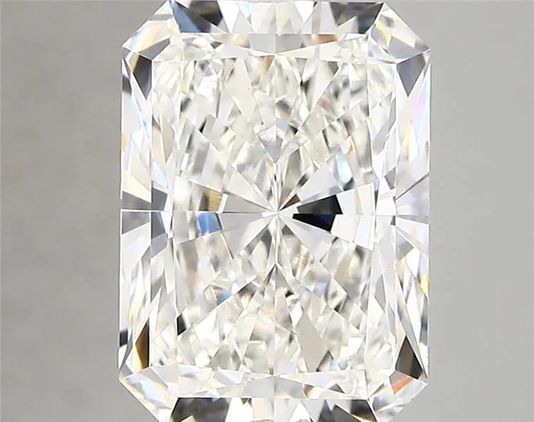 3.66ct Radiant Lab Grown Diamond (Colour F, Clarity VVS1, IGI Certified)
