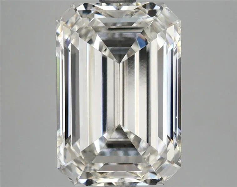 3.69ct Emerald Lab Grown Diamond (Colour G, Clarity VVS2, IGI Certified)