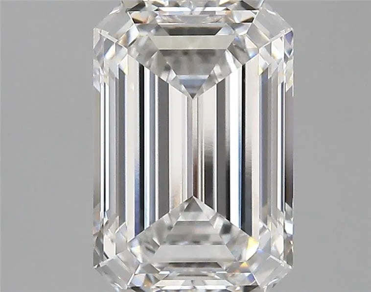 3.70ct Emerald Lab Grown Diamond (Colour E, Clarity VVS1, IGI Certified)