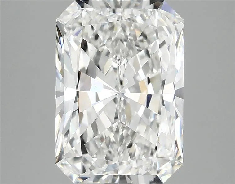 3.70ct Radiant Lab Grown Diamond (Colour E, Clarity VS1, IGI Certified)